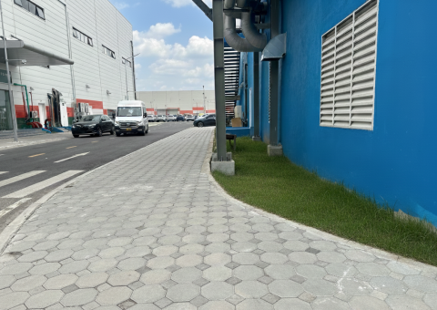 Secoin – Gạch Lát Hè Tự Chèn Đồng Hành Tại Dự Án Nhà Máy VinFast Hải Phòng - Hải Phòng, Việt Nam